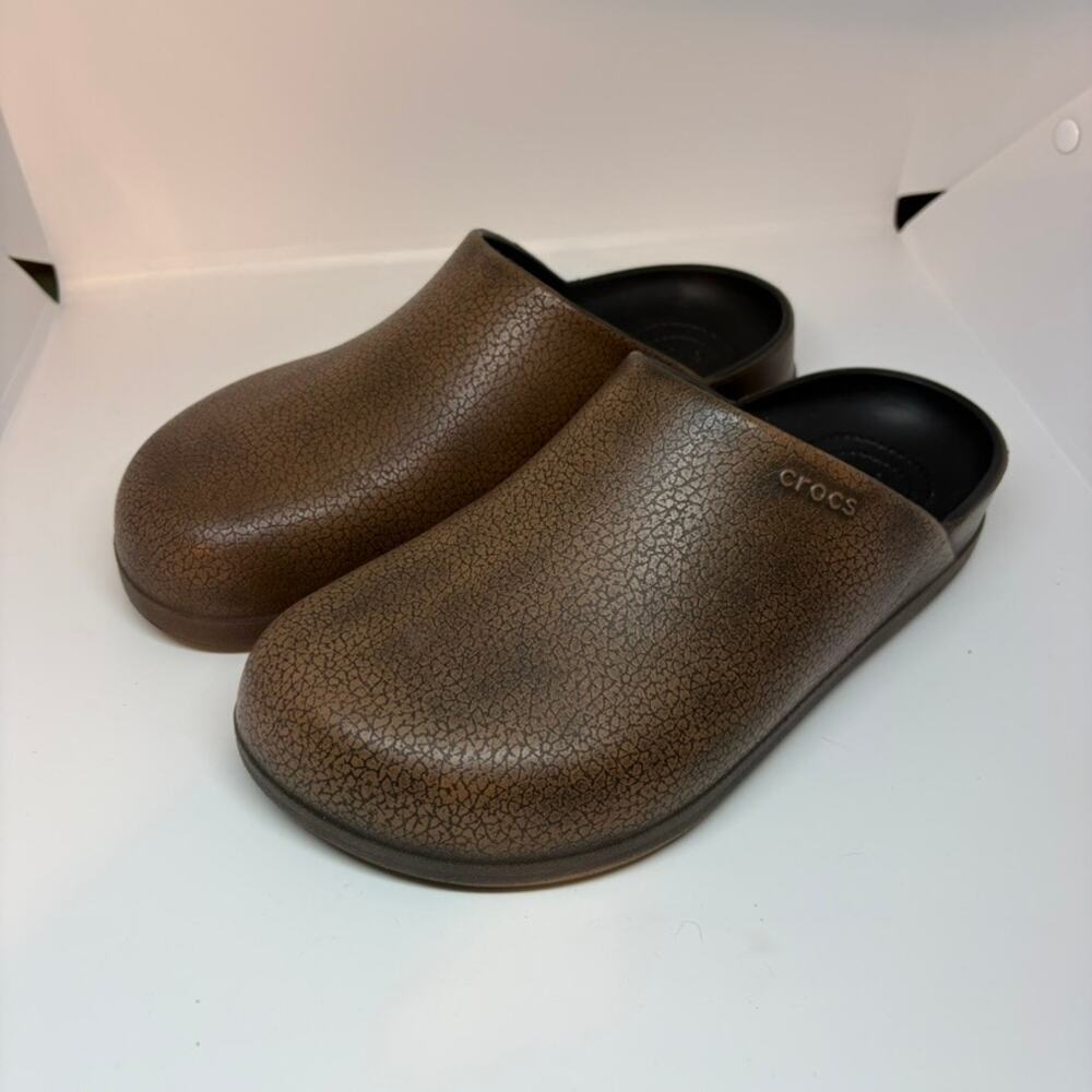 Crocs dylan clog brown W9/M7